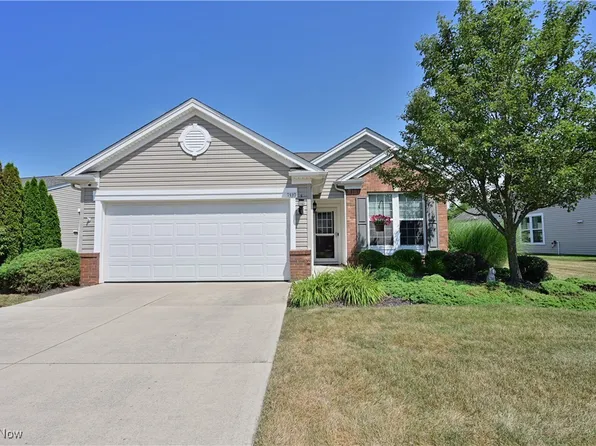 9339 Saw Mill Dr, North Ridgeville, OH 44039