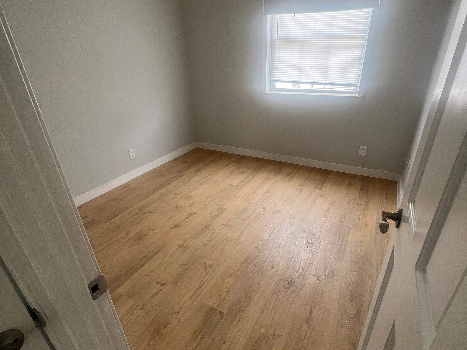 2 bed, $2,700 — Photo 4