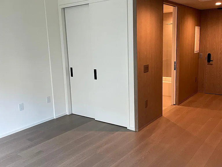 1000 Auahi St #535 — Photo 8