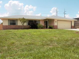 2037 E Barlington Dr, Deltona, FL 32725