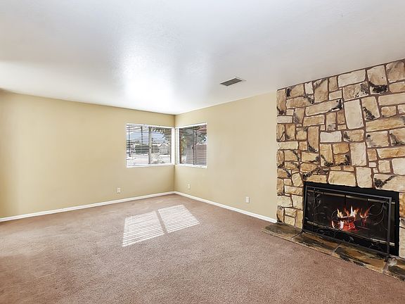 3rd image of 68670 30th Ave