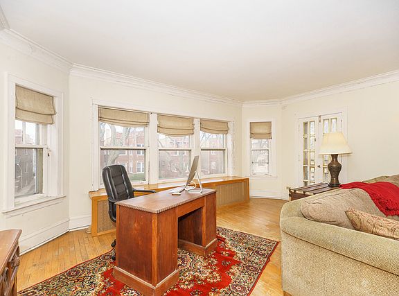 5th image of 6445 N Lakewood Ave