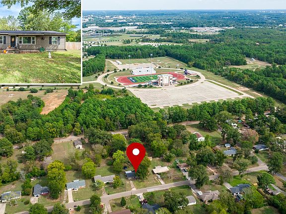 3rd image of 1100 Willow Springs Dr