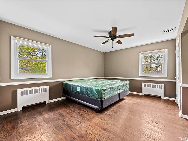 44 Bruce Ln — Photo 15