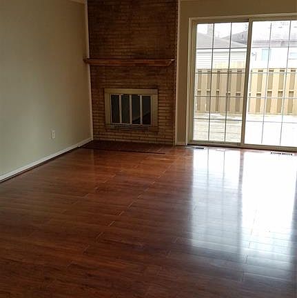 2nd image of 34329 Barton St