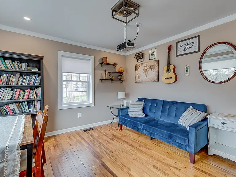 217 Rebecca St — Photo 3