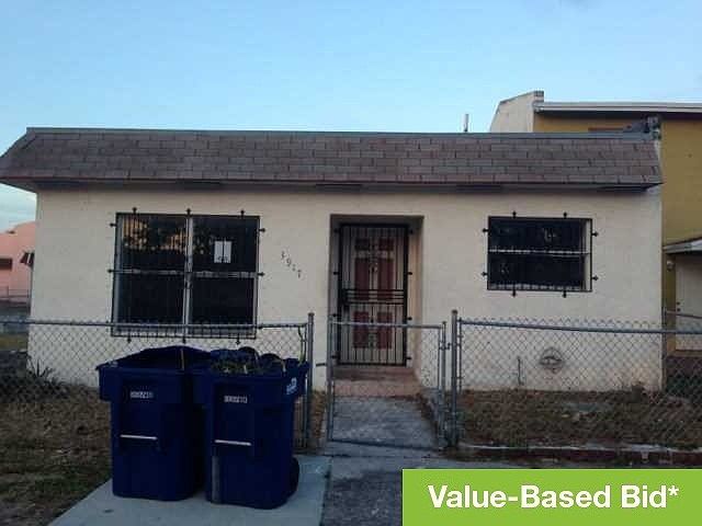 1st image of 3917 NW 207th Ln