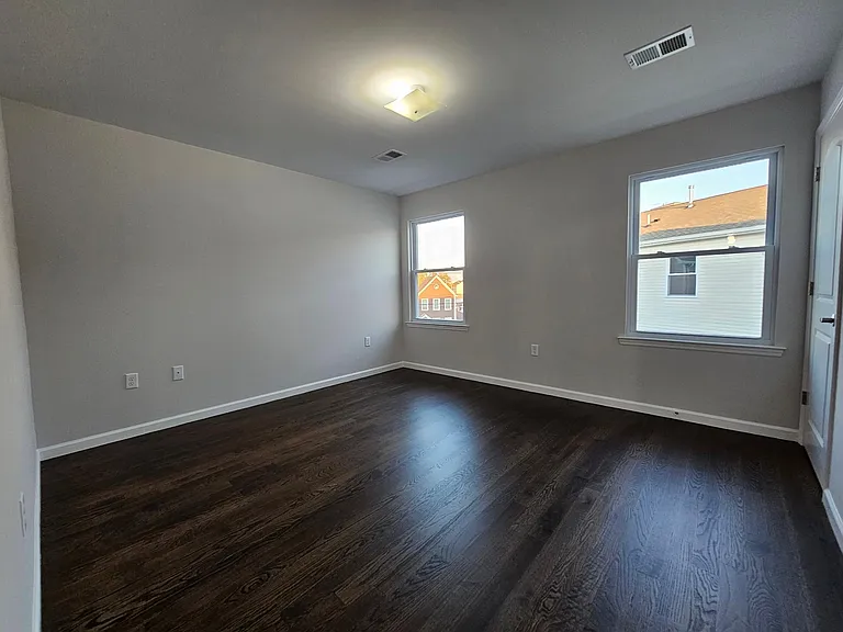 117 Miller St #2 — Photo 9