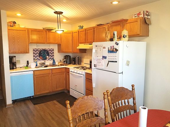 2nd image of 618 Buckskin Ln Unit 618
