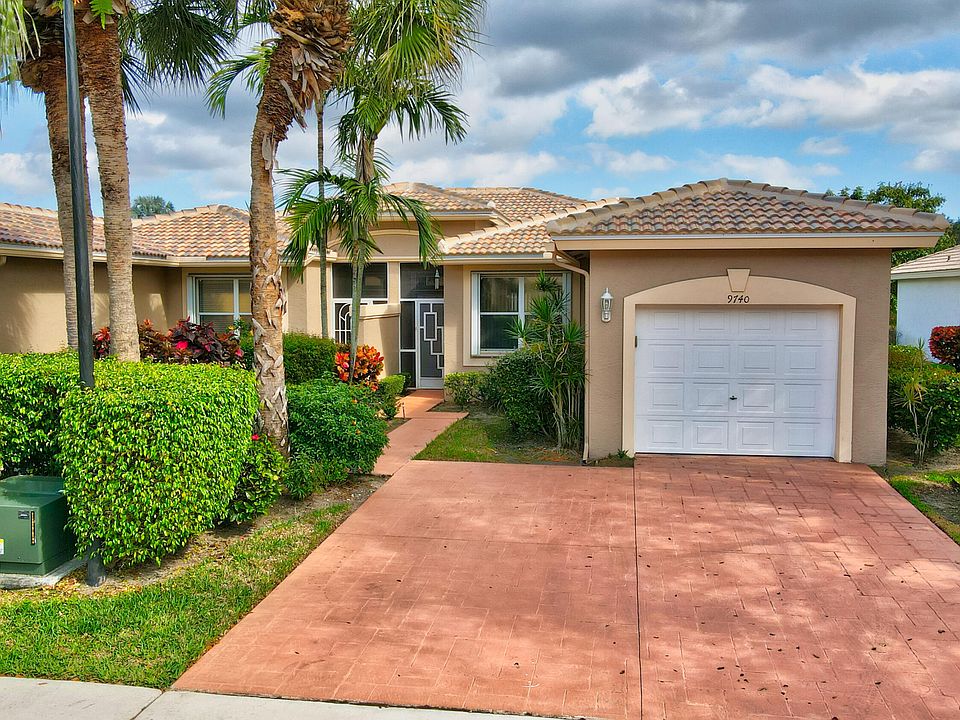 1st image of 9740 Crescent View Dr S