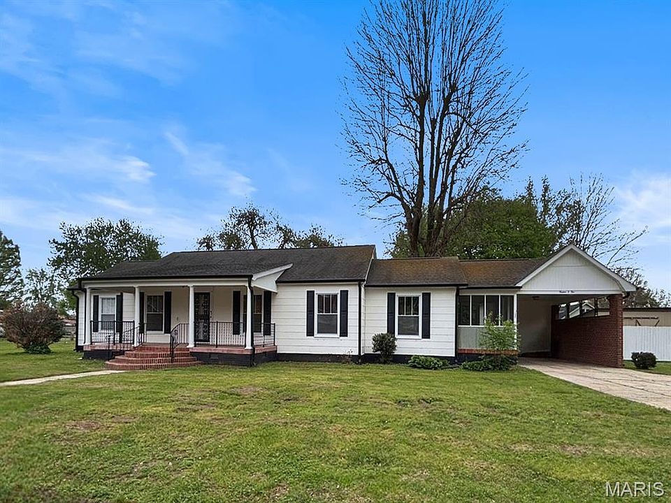 1st image of 1405 E Cypress St