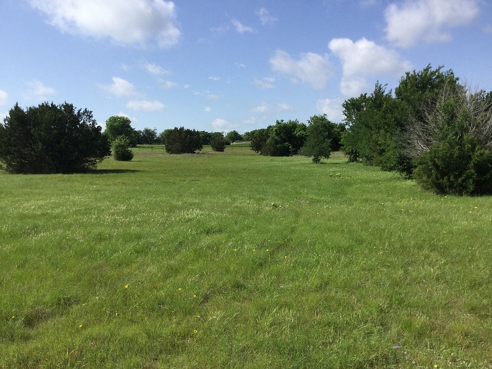 1st image of 116 Canyon Lake Dr