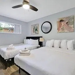 3 bed, 2.0 bath, 1900 sqft, $5,000 — Photo 4