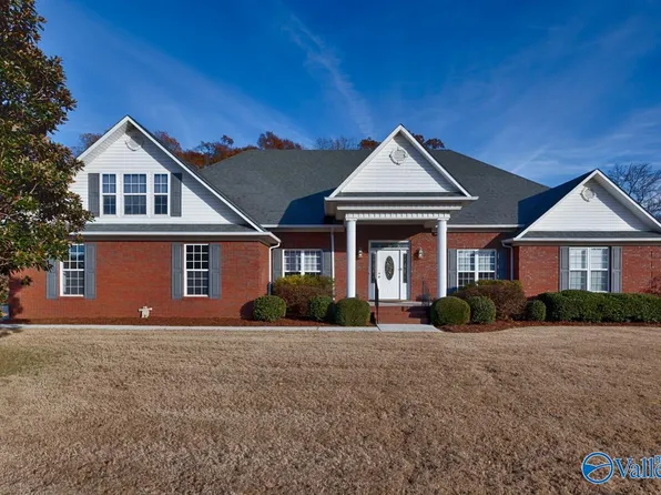 17186 Freedom Dr, Athens, AL 35613