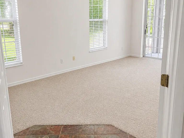 4554 Shanewood Ct — Photo 10