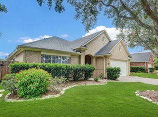 7411 Sheffield Bend Ct, Houston, TX 77095