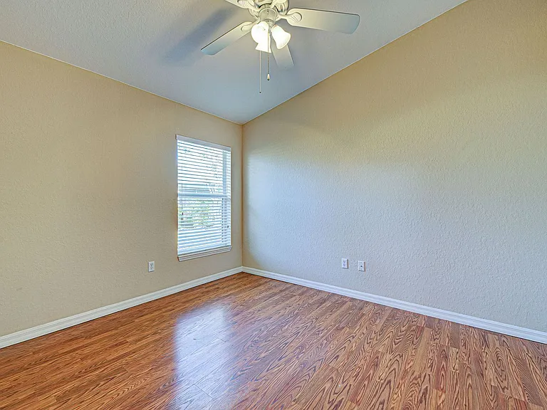 2134 Boxwood St — Photo 41