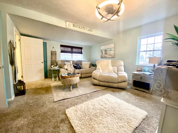 12045 9th Ave, Millersport, OH 43046