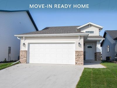 6728 Meadow View Dr S, Fargo, ND, 58104