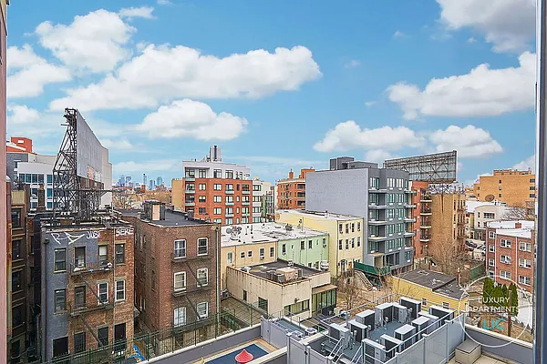 Rented by Luxury Apartments LIC | media 10