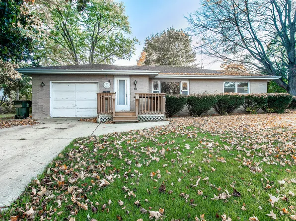 488 Crest Ln, Antioch, IL 60002