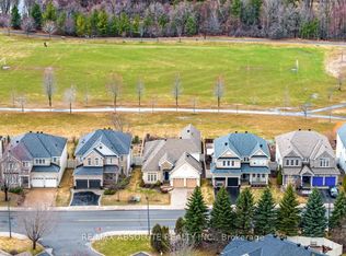 72 Riverstone Dr, Ottawa, ON K2J 5E6