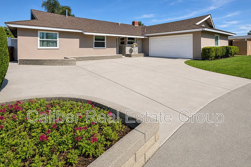 1st image of 518 N Carousel Pl