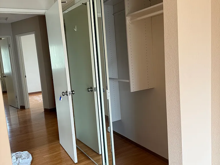 6 Millington Ct — Photo 7