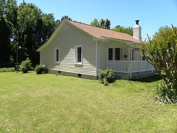 3rd image of 120 Poplar St