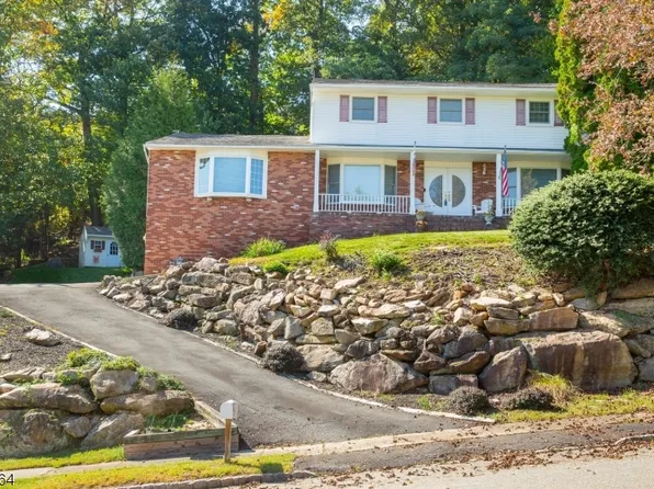 22 Ironwood Dr, Parsippany-Troy Hills Twp., NJ 07950