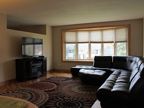 3rd image of 1811 Hollywood Ave