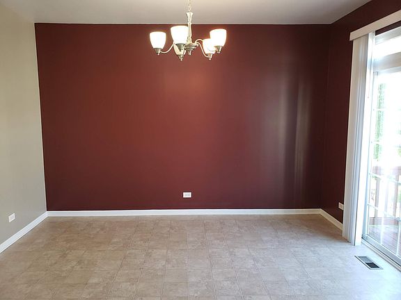4th image of 1555 W Turtle Creek Ln