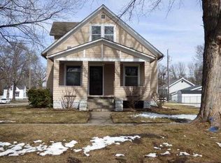 1722 9th St, Columbus, NE 68601