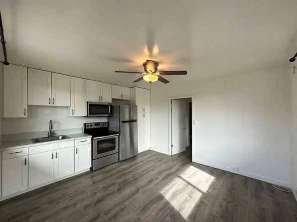 2048 S. Beretania