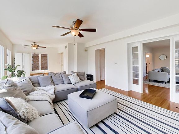 3rd image of 7531 Kolmar Ave