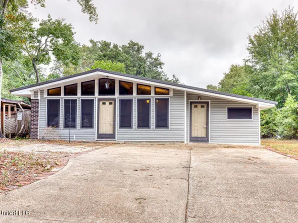 30 30th St, Gulfport, MS 39507
