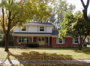 4437 Cherrywood Dr, Troy, MI