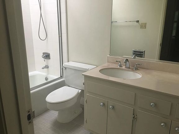 4th image of 24 Crystal Springs Rd #6