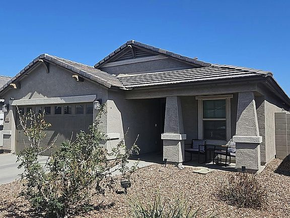 2nd image of 732 W Jardin Dr