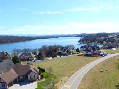 740 Rarity Bay Pkwy, Vonore, TN, 37885