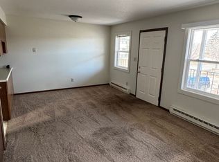 Many Rooms 1218, Grand Forks, ND 58203