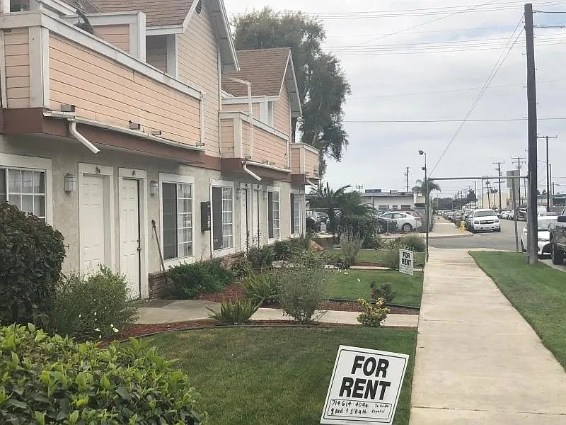 2 bed, 1.5 bath, $2,350 — Photo 3