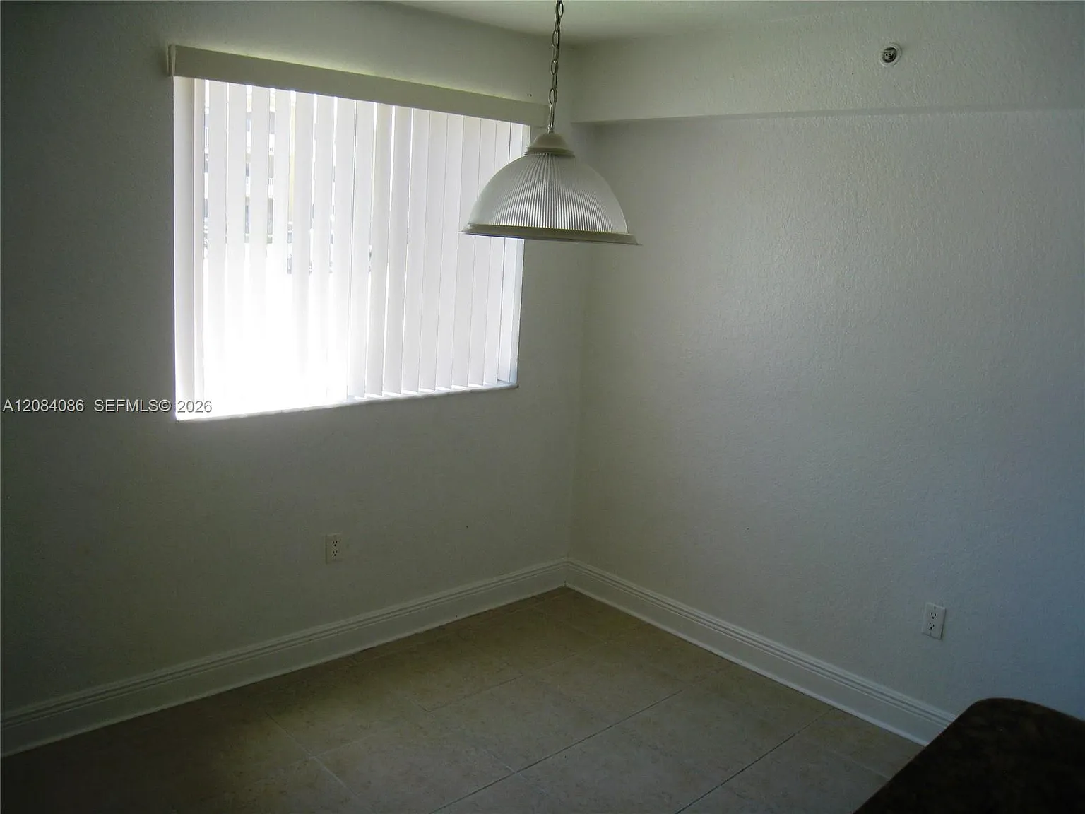 21000 SW 87th Ave — Photo 4