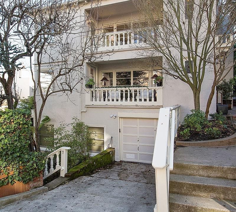 1st image of 2839 Pierce St #3