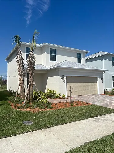 12222 SW Myrtle Oak Dr Photo 1
