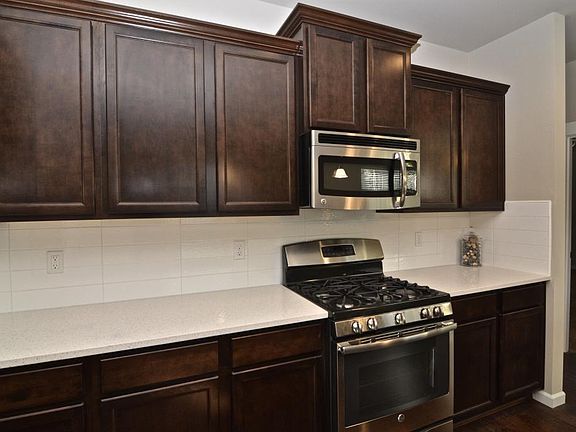 5th image of 7323 51st St W
