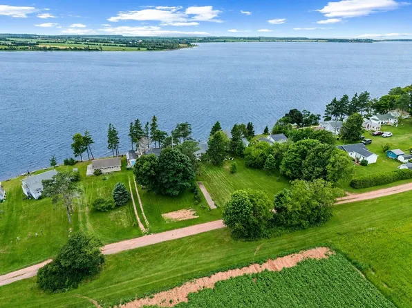 30 Margaret Ln, North Bedeque, PE C1N 4J9
