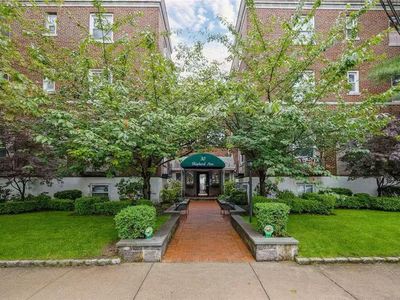 30 Shipherd Ave #4A, Lynbrook, NY, 11563
