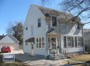 525 S 26th St, Manitowoc, WI 54220