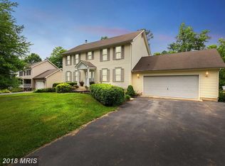 972 Johnswoods Rd, Lusby, MD 20657